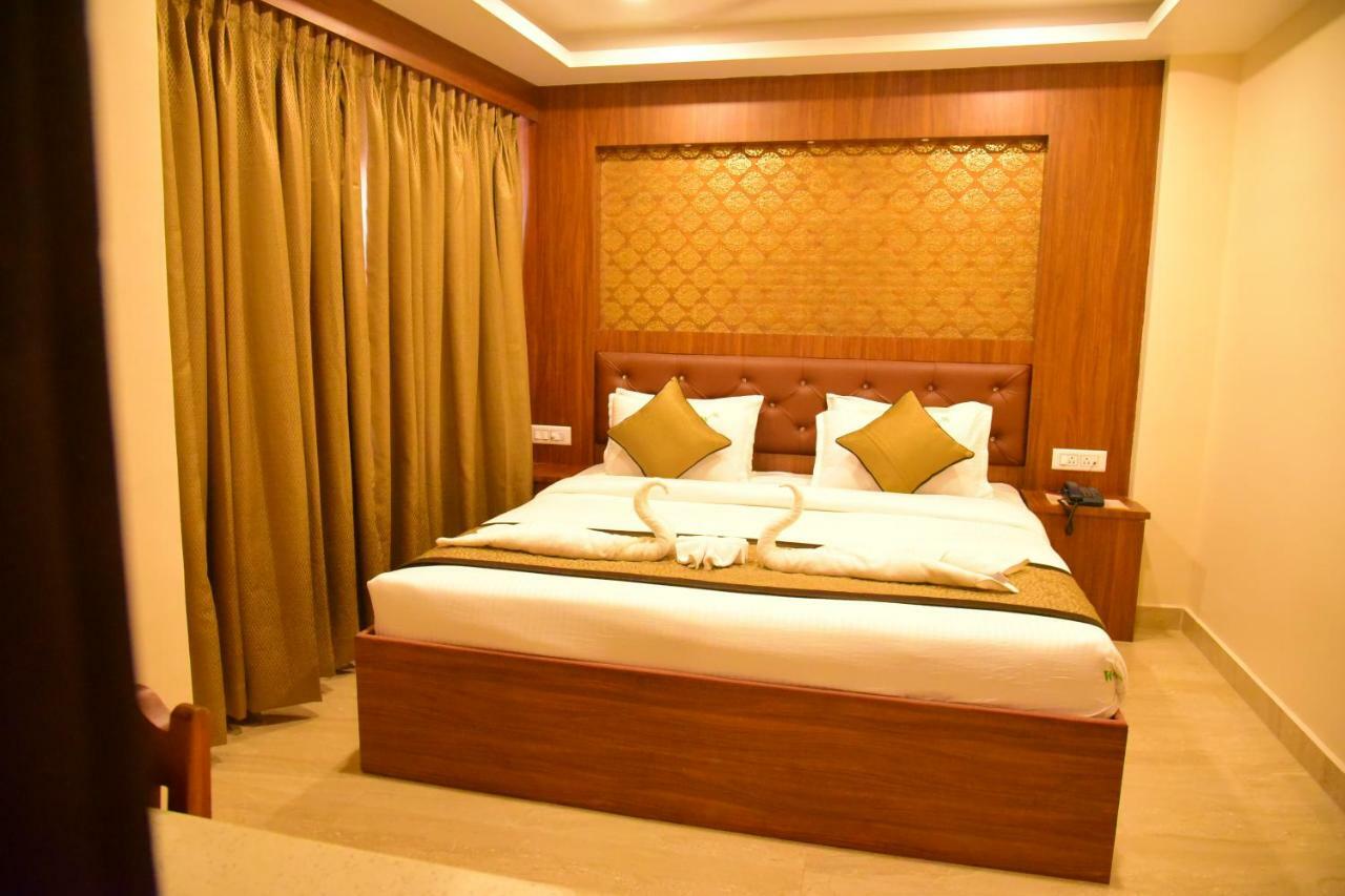 Hotel White Boutique Pondicherry Exterior photo