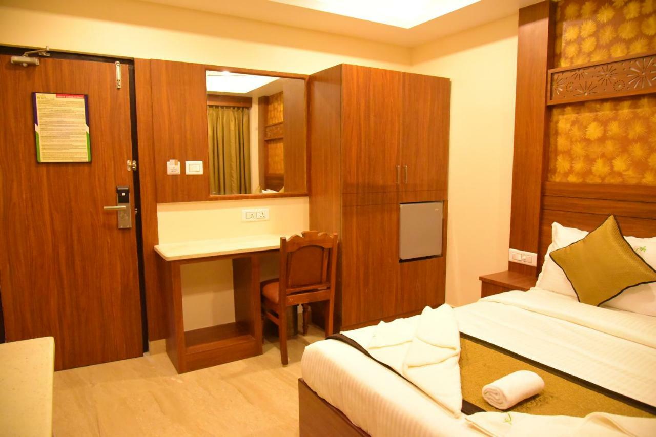 Hotel White Boutique Pondicherry Exterior photo